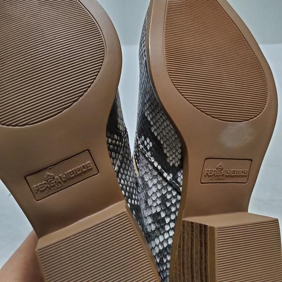 Fergalicious faux snake print ankle boots Size 6 - Picture 8 of 12